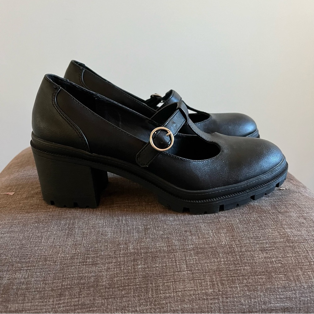 Pop Trust Round Toe Mary Jane Shoes Size 9